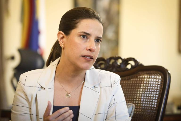 Raquel Lyra defende redução de jornada de trabalho com menor carga tributária: “tendência mundial”